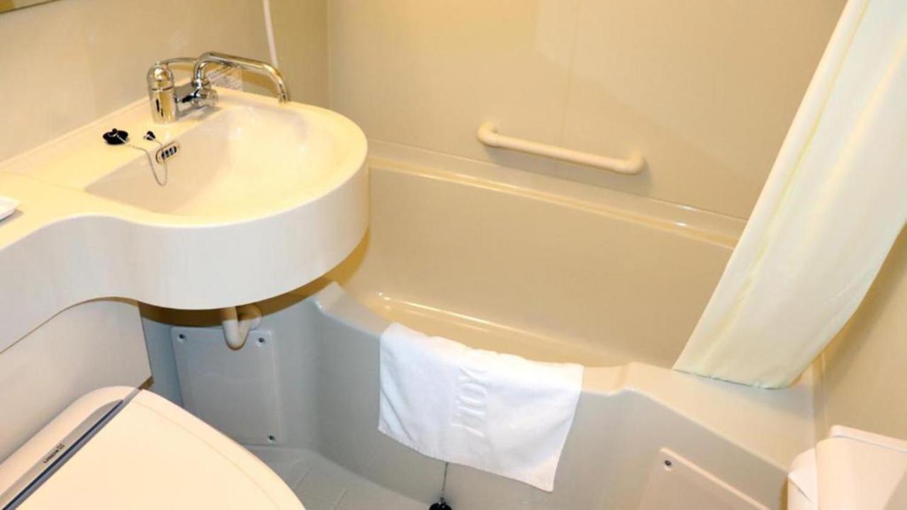 Toyoko Inn Sendai Higashi-Guchi No 2 Exterior foto