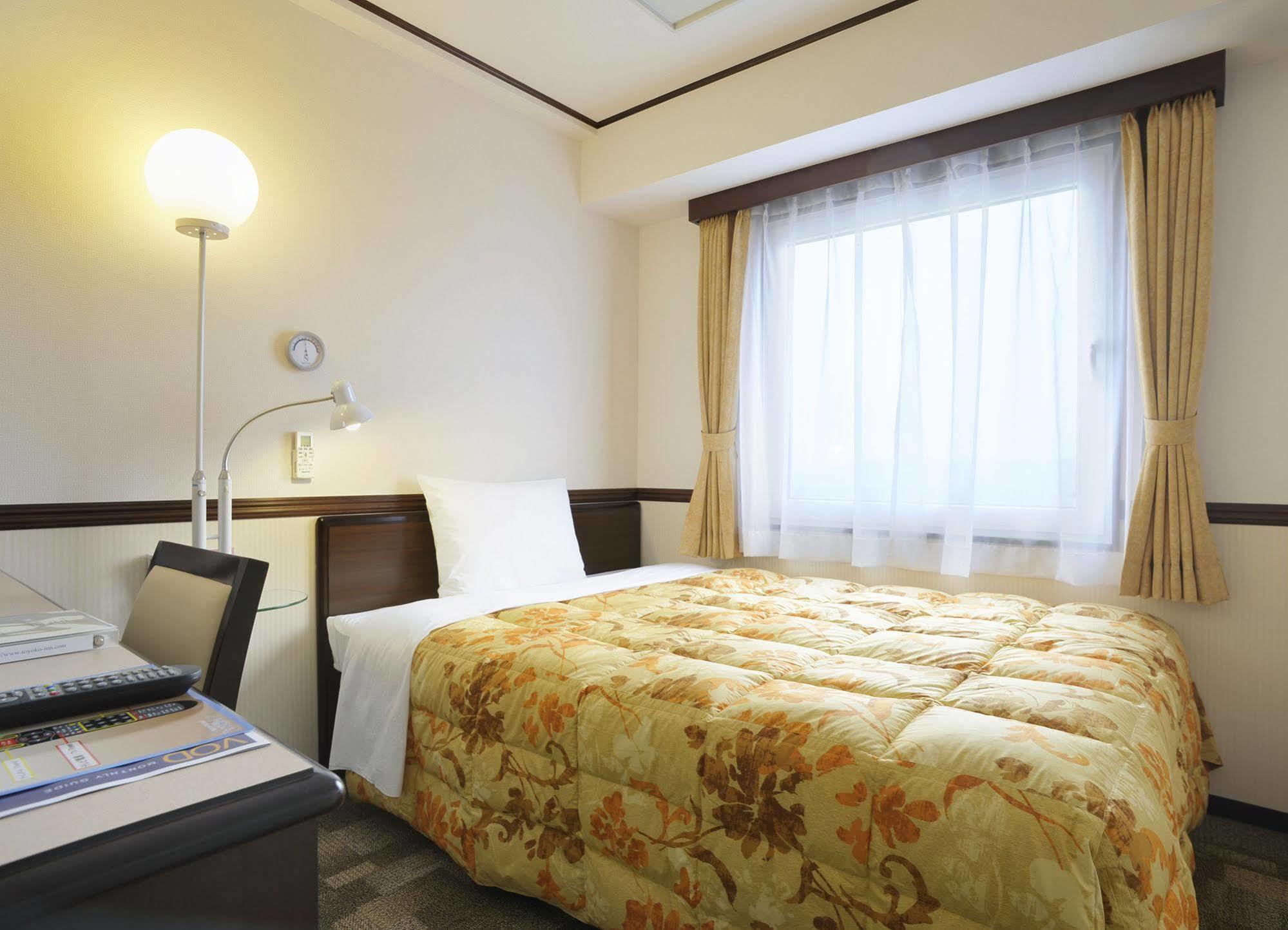 Toyoko Inn Sendai Higashi-Guchi No 2 Exterior foto